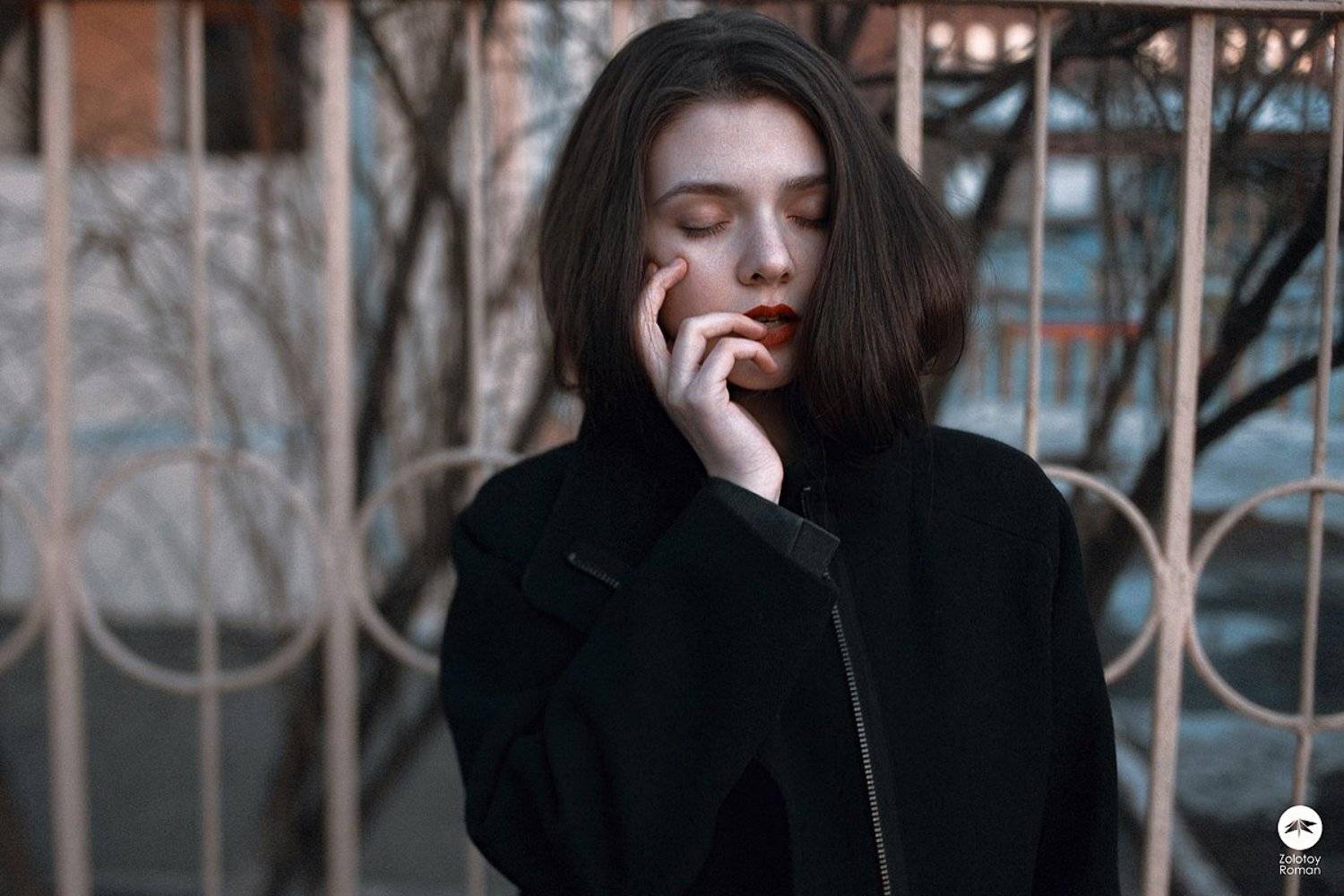 1Ds, 45ts-e, MarkIII, Вечер, Губы, Девушка, Изящно, Красный, Мягкий, Пальцы, Помада, Свет, Ссср, Роман Золотой