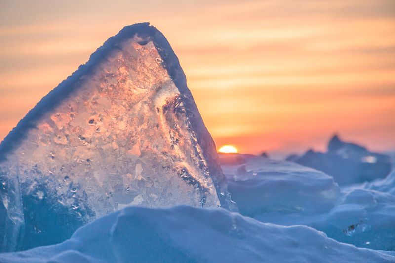 Морозное утро на Байкалеphoto preview