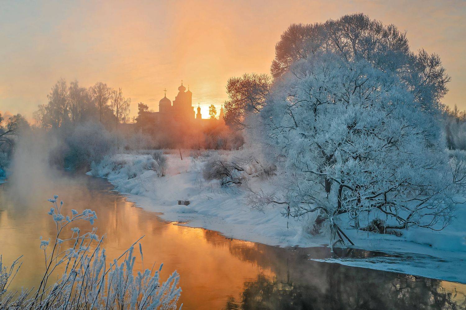 Утренняя благодать в морозное утро...... Автор: Бирюков Вячеслав истра., очень, холодно., деревья, заиндевели....., Бирюков Вячеслав