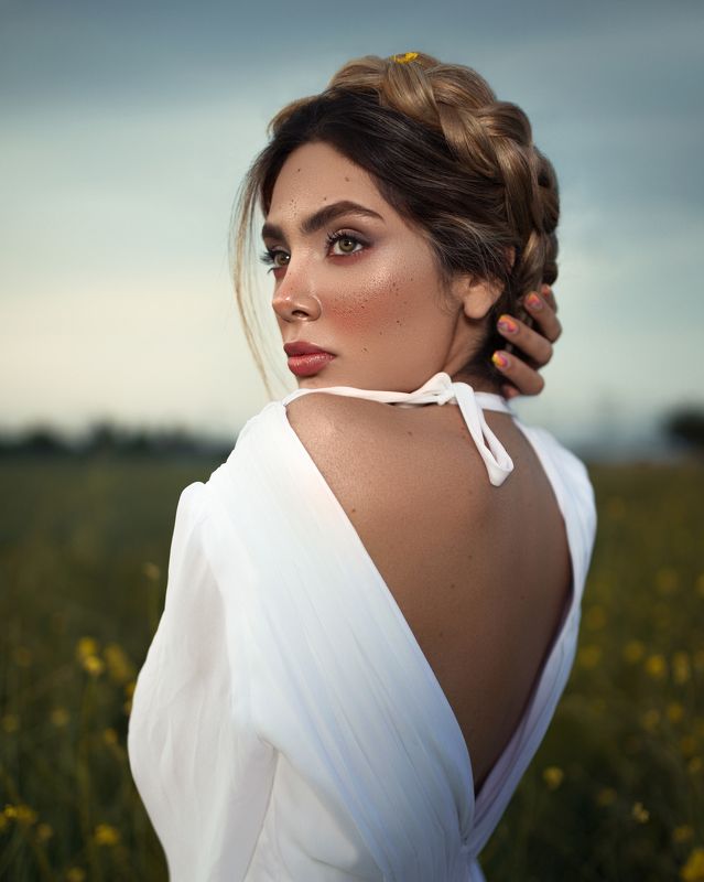 portrait, model, nature, light, natural, beautiful Pardisphoto preview