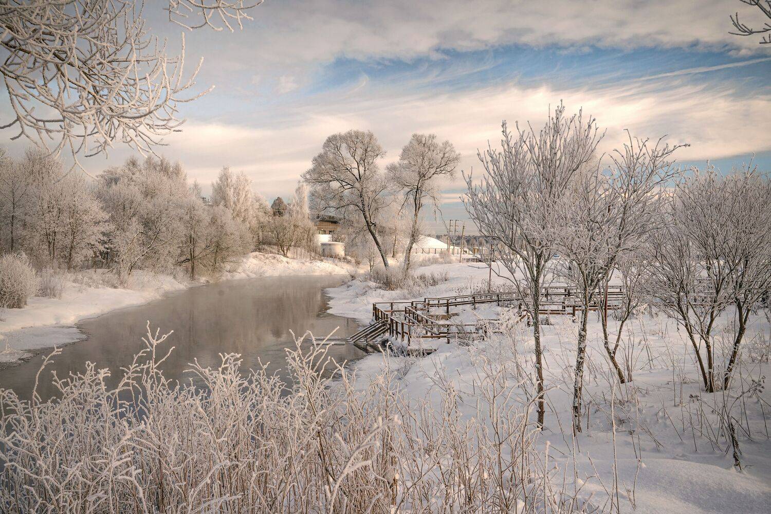 Морозным воскресным утром .... Автор: Бирюков Вячеслав река истра. новогодние праздники.., Бирюков Вячеслав