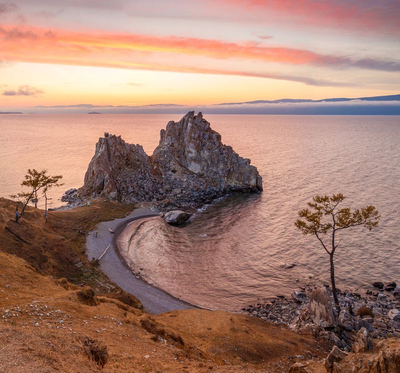 байкал, ольхон, фототур на ольхон, осенний ольхон, осенний байкал Шаманкаphoto preview