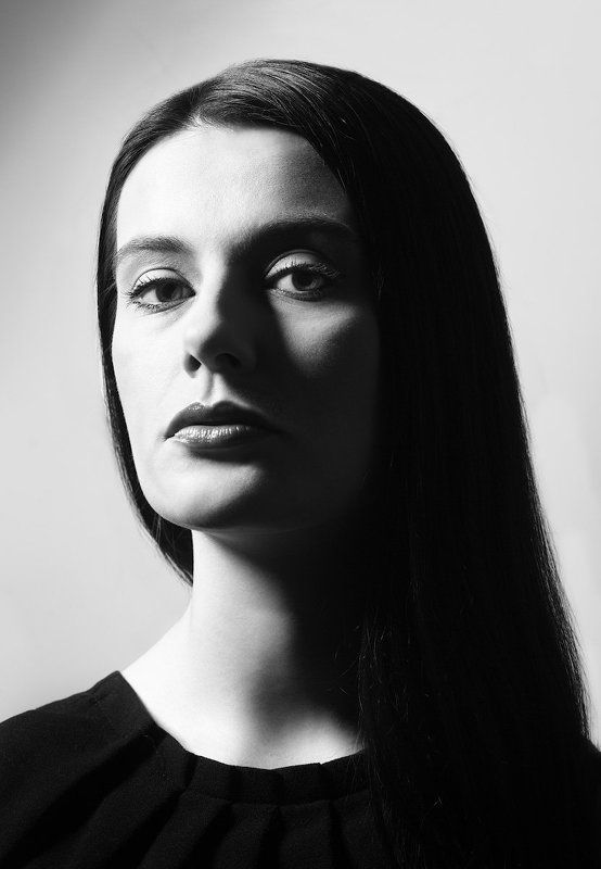 Девушка, Жесткий свет, Портрет, Чб Дарьяphoto preview