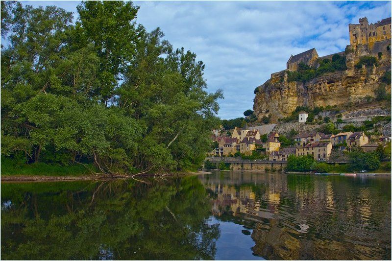 REFLECTIONphoto preview