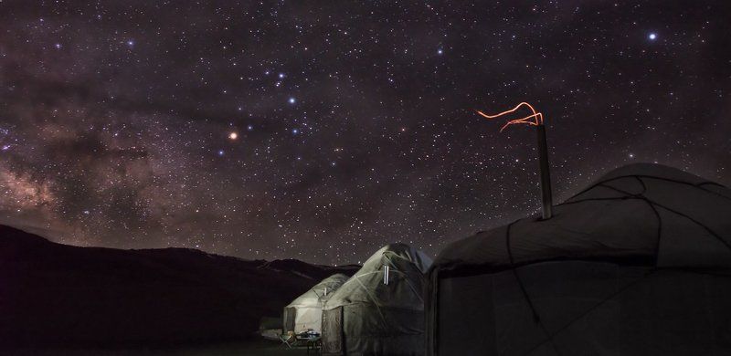 Разлетаются искры...photo preview