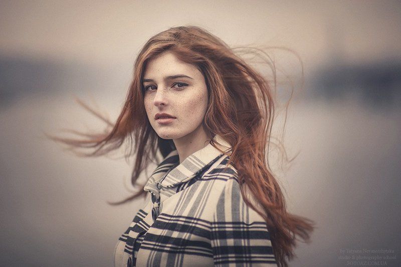 Веснушки, Ветер, Взгляд, Вода, Волосы, Настроение, Портрет ***photo preview