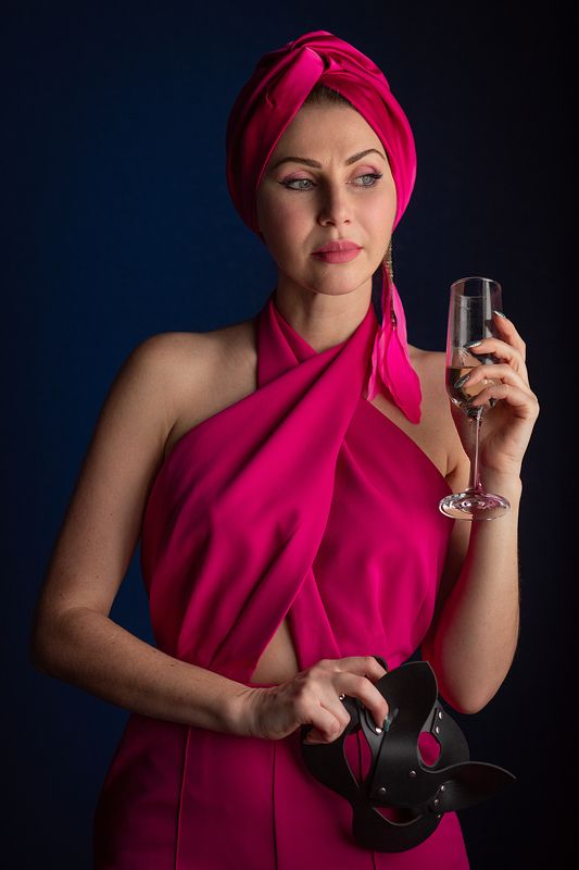 игристого?...photo preview