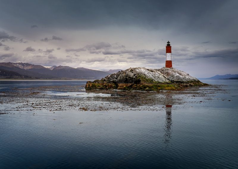 аргентина, огненная земля, ушуайя, пролив бигл, маяк, маяк фаро-лес-эклайрер, нд, argentina, tierra del fuego, ushuaia, beagle strait, lighthouse, faro-les-eclairer lighthouse, patagonia, патагония, далекая патагония нд Маяк на краю светаphoto preview