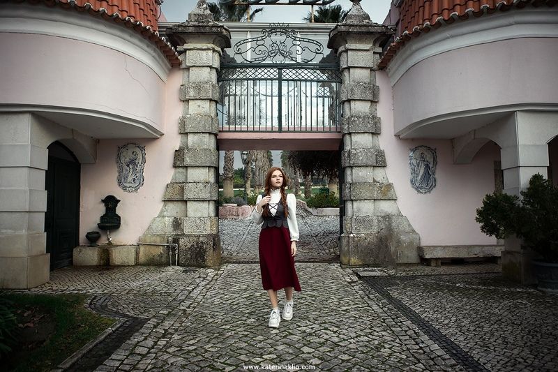 lost, artwork, gardens, oranges, lemon, tree, orange, grape, farm, farming, model, feeling, country, rancho, woman, girl Lost in gardensphoto preview