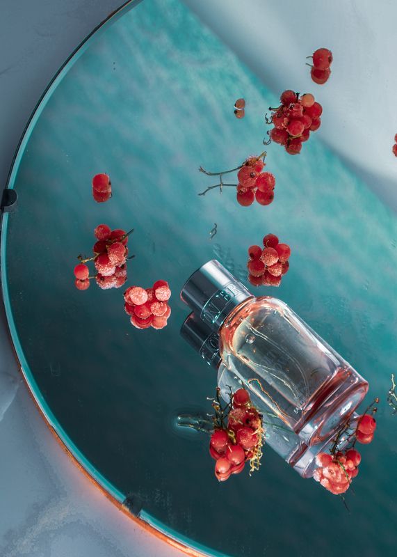 still life, product, berries, mirror, натюрморт, духи Rphoto preview