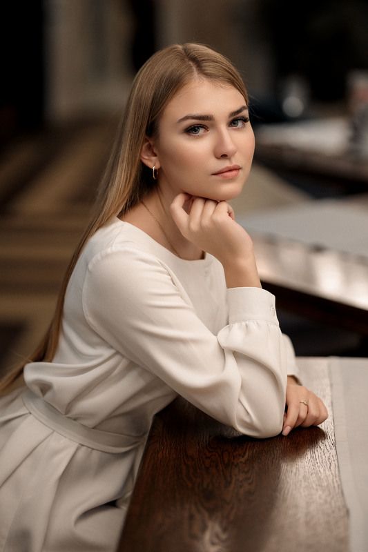 девушка, модель, портрет, фотосессия, студия, гламур, girl, model, modeling, young, portrait, творческий портрет, женский портрет, woman, young woman, glamour, постановка, постановочная фотография, fashion Сашаphoto preview