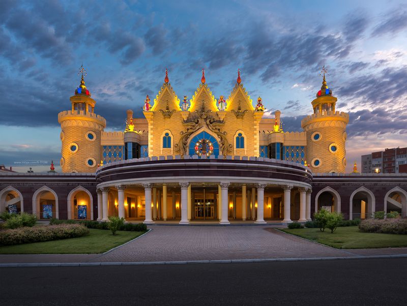 книга владыка моря, казань, россия, татарстан, театр, экият, артем мирный, архитектура, artyom mirniy, tatarstan, russia Татарский государственный театр кукол «Экият»photo preview