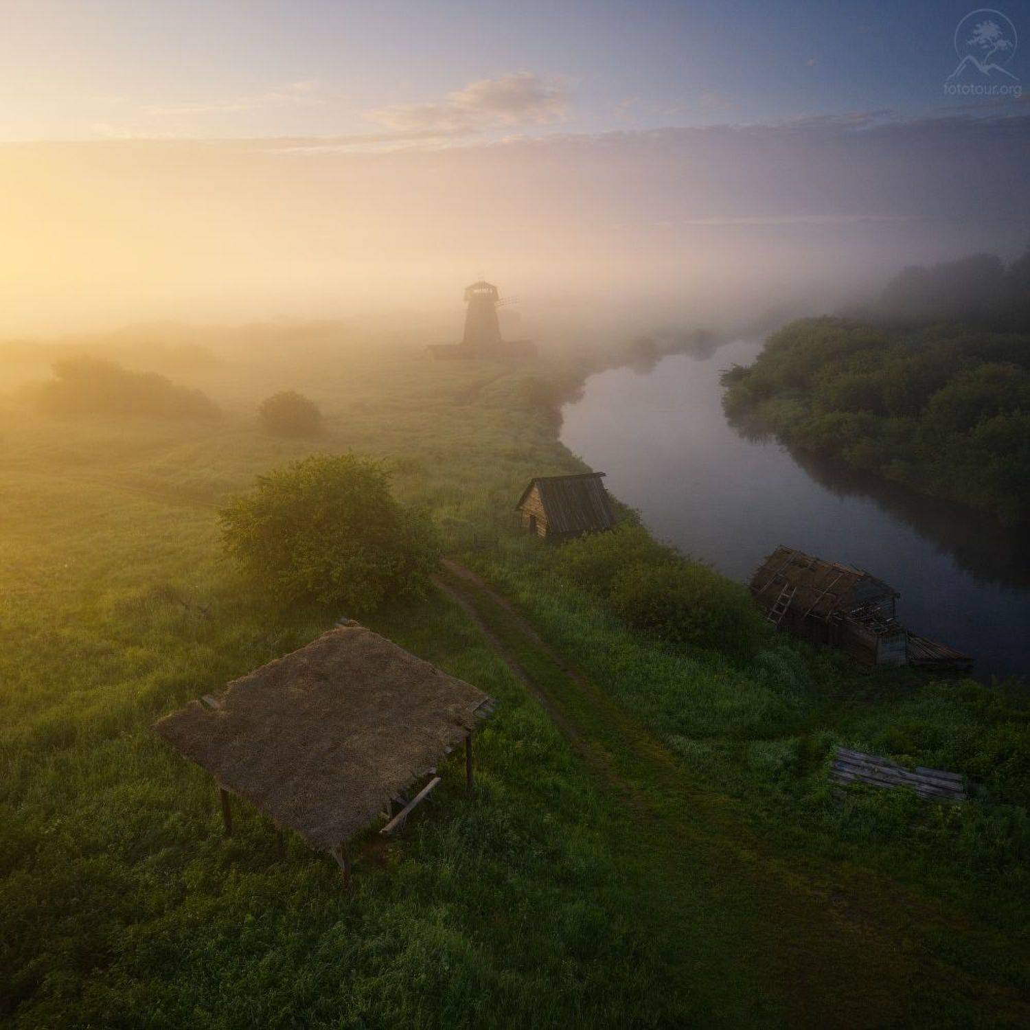 Утро туманное. Автор: Гордиенко Анатолий псков, кинодеревня, Гордиенко Анатолий