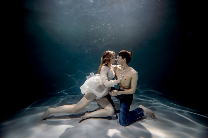 Подводная фотосессия Love storyphoto preview