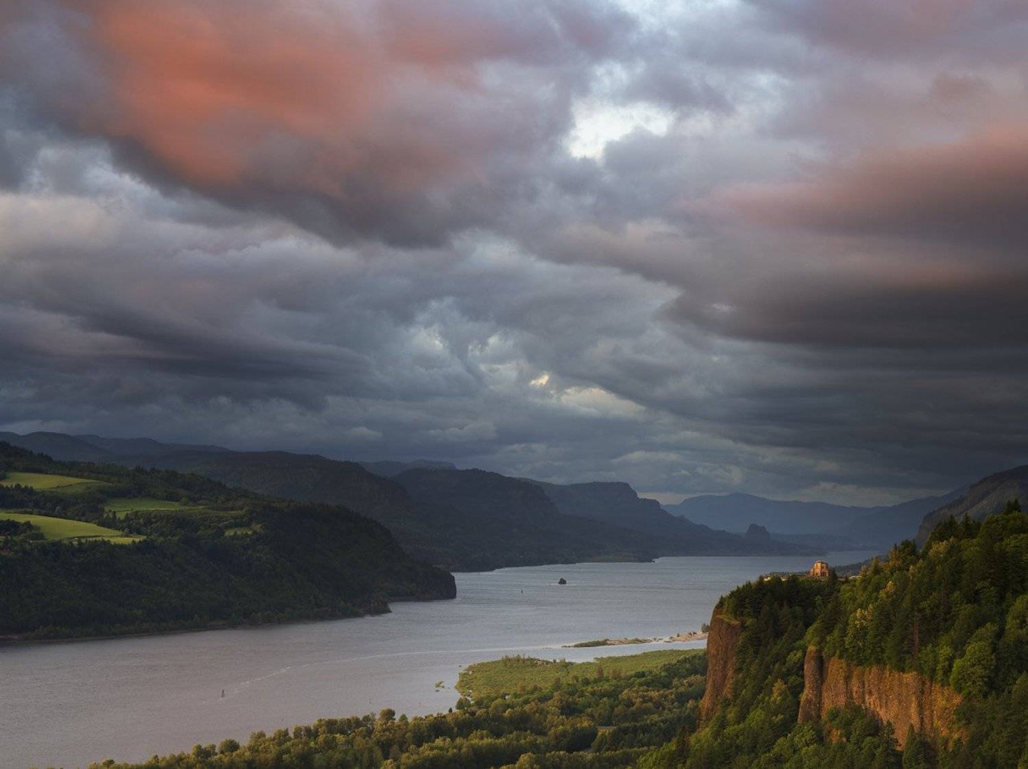 Columbia River. Автор: Alexander Ravin (www.worldwidephoto.ru) Columbia River, Oregon, Usa, Alexander Ravin (www.worldwidephoto.ru)