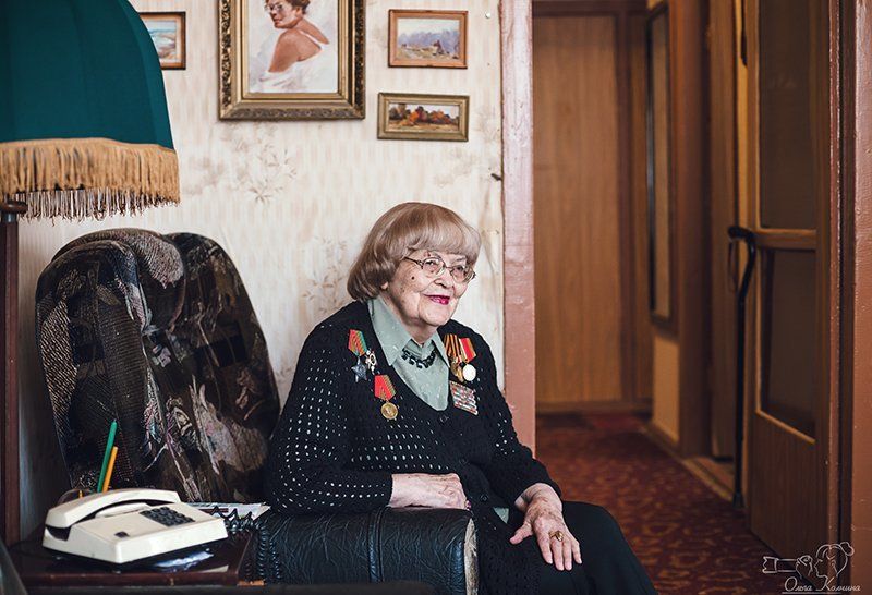 Ветераны, Война, Воспоминания, Женщина, Мир, Победа У Победы женское лицоphoto preview