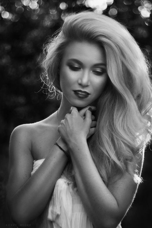 девушка,портрет,чб,cute,girl,model,portrait,light,bw,soul,photo Mariaphoto preview