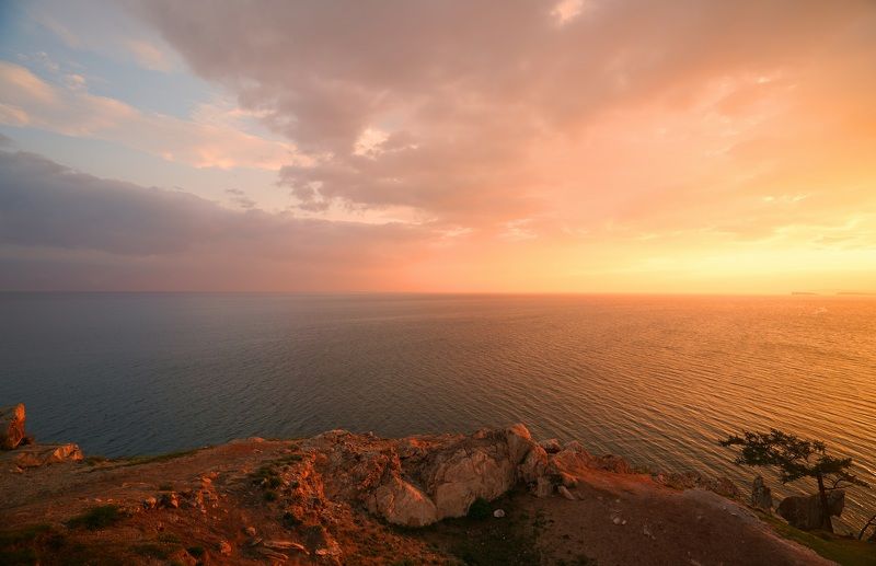 island, lake, sea, sunrise, dawn, sky, morning, rock, nature, landscape, horizon, summer, shore, relief Dawn on Olkhonphoto preview