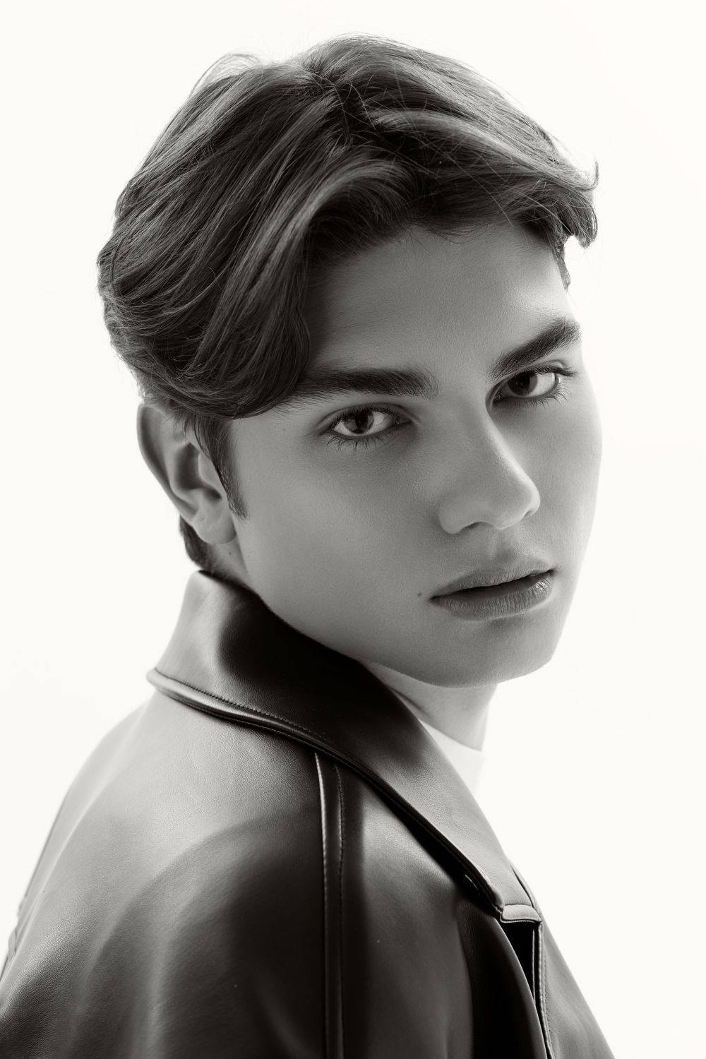 ---. Автор: Реброва Мария , Реброва Мария