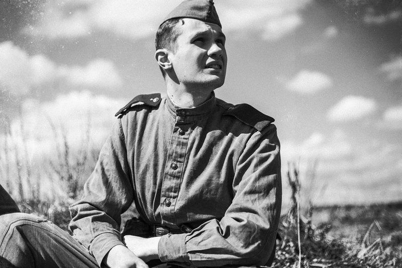 Привал. Шёл апрель 43-гоphoto preview