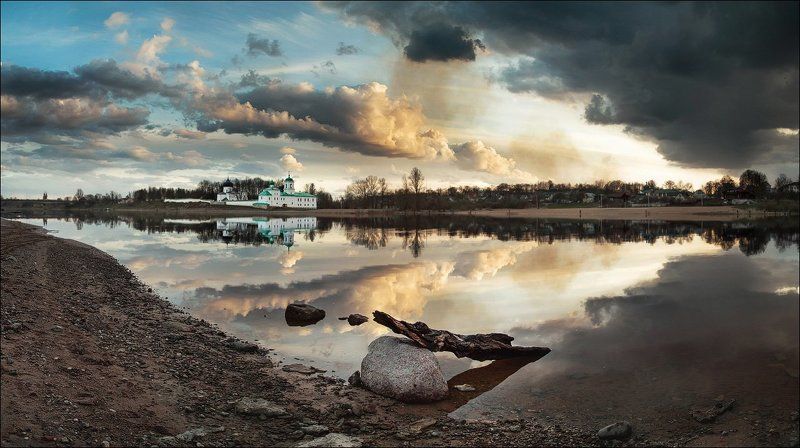 псков, россия, пейзаж, река, облака, храм, берег, камни, небо, солнце, закат, отражение, панорама, древний, линии, композиция, landscape, pskov, russia, reflection, clouds, sky, river, water ***photo preview