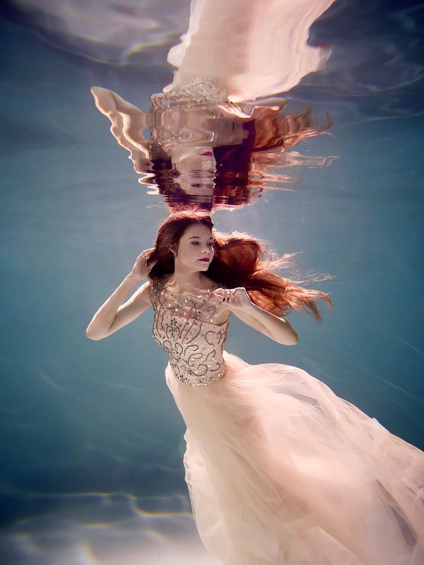 под водой, подводный кадр, подводная фотосессия, фотосъемка под водой, фотограф Москва photo preview