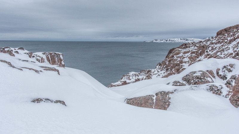 Снег и гранит Арктикиphoto preview