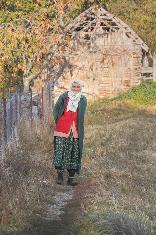 old woman, portrait, Бабушкаphoto preview