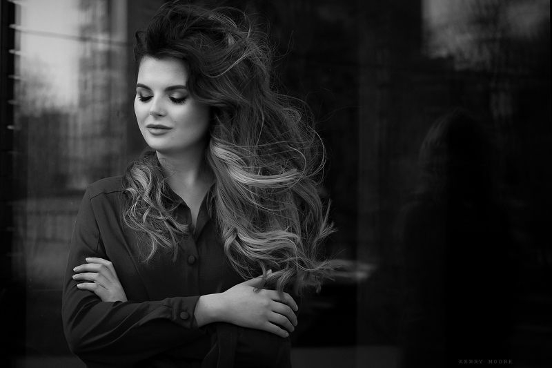 monochrome,black and white,portrait,girl, woman, hair, beauty, bw,sensual Miraphoto preview