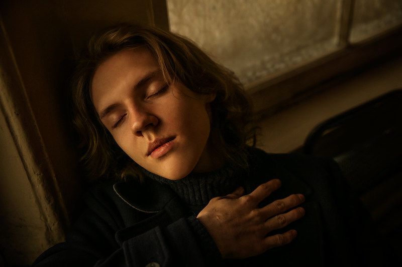 У окнаphoto preview