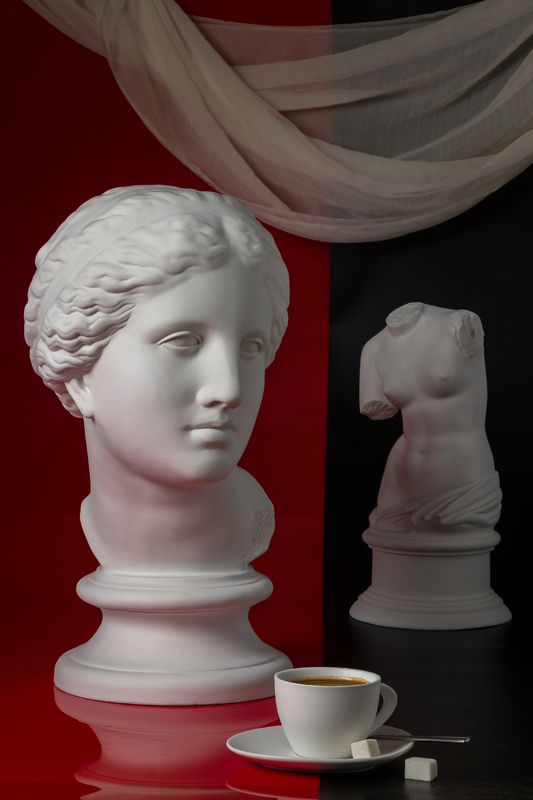 античность, кофе, афродита, венера, скульптура, искусство, творчество, студия, мастерская, бюст, гипс, напиток, красиво, тело Античное кофе...photo preview