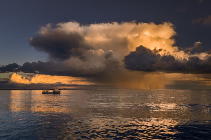 Дождливый закатphoto preview