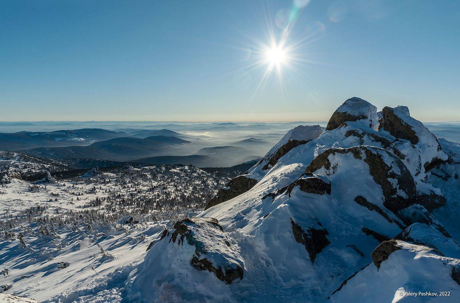 Здравствуй, Шерегеш!. Автор: Пешков Валерий гора курган, верблюды, шерегеш, горная шория, сибирь, Пешков Валерий