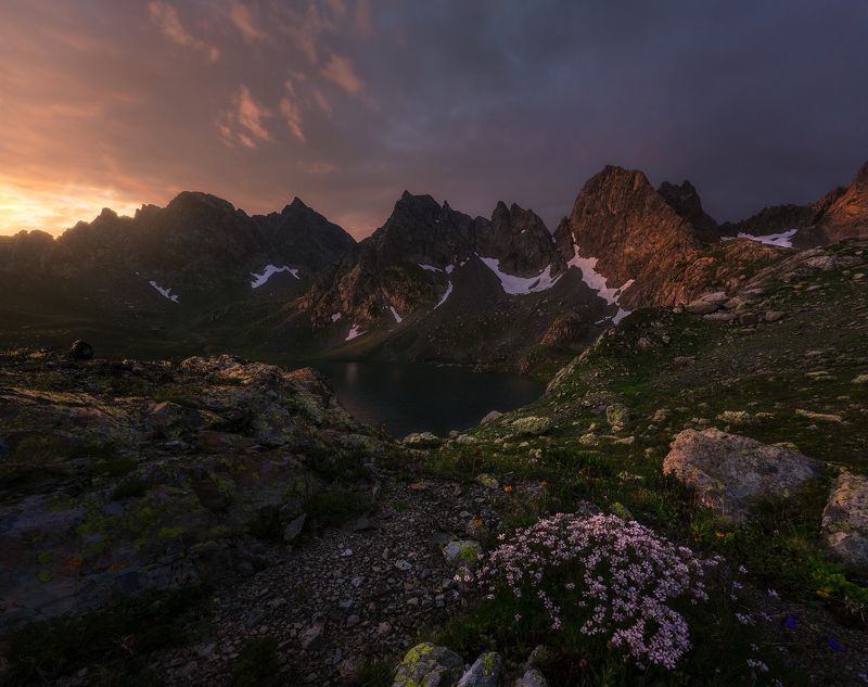 грузия, тобаварчхили, горы, озеро, рассвет, фототур, оходже Рассвет в Западной Грузии. Озеро Тобаварчхилиphoto preview