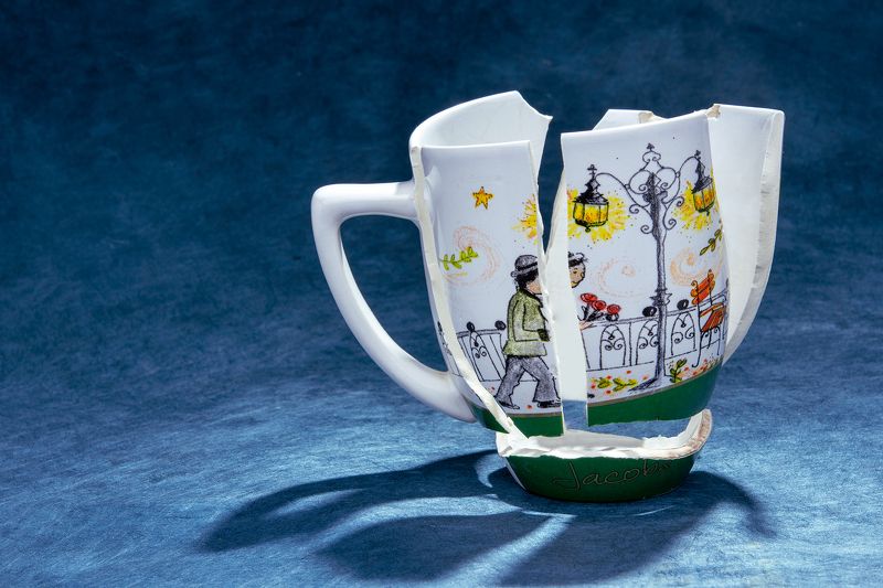 Broken Cup(счупена Чаша)photo preview