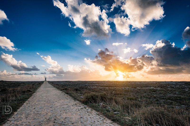 portugal, sagres Дорога к Сагрешскому маяку (farol de Sagres) на закате 28 дек 2013 фото превью