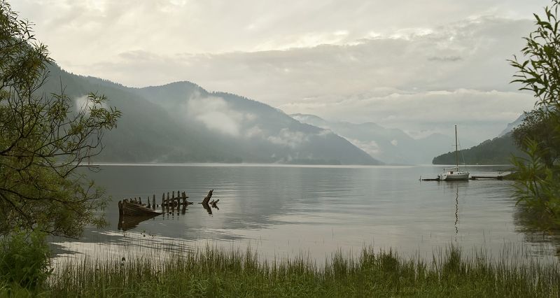 озеро алтай телецкое утро корабль Телецкое озероphoto preview