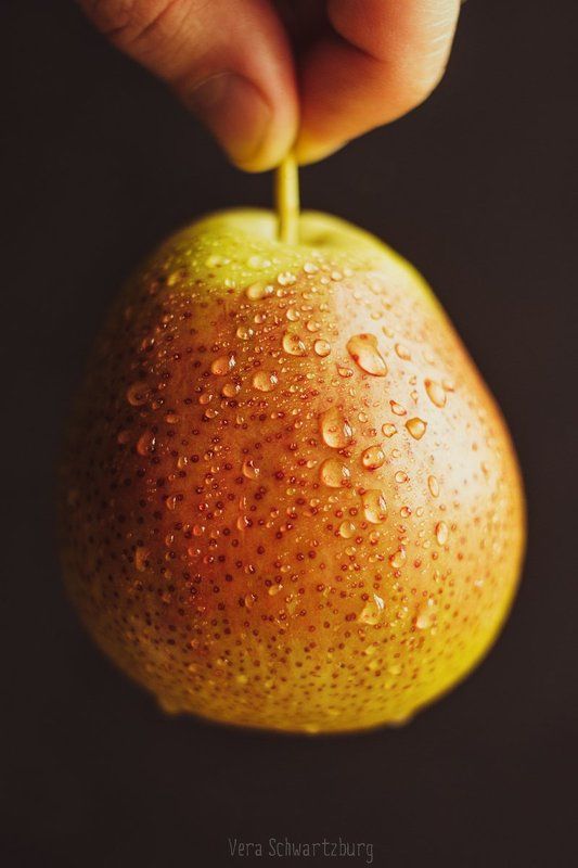 Жизнь и приключения грушиphoto preview