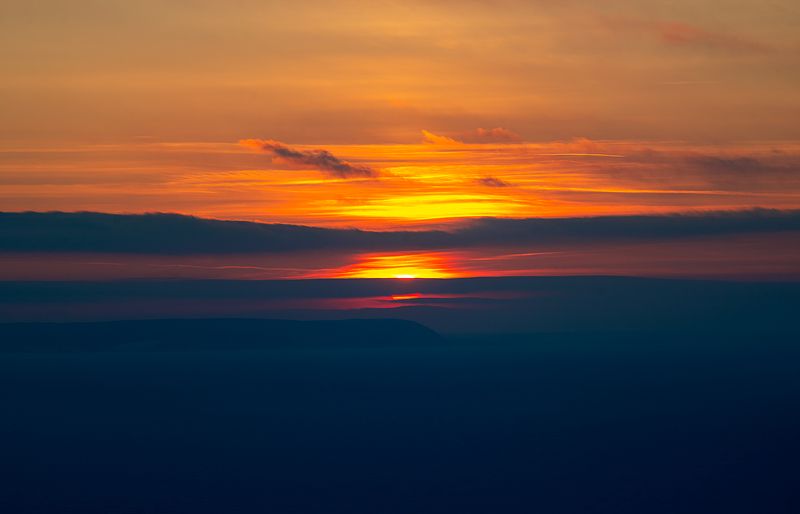 Forever the departing sun will freeze.photo preview