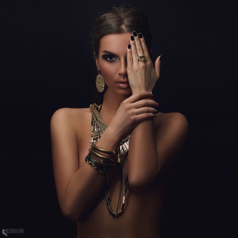 студия, девушка, бьюти, сексуальность, нежность, макияж,  Всевидящая окомphoto preview