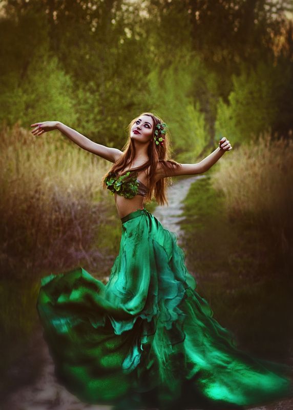 лесная нимфа девушка красивая почему я не летаю...photo preview