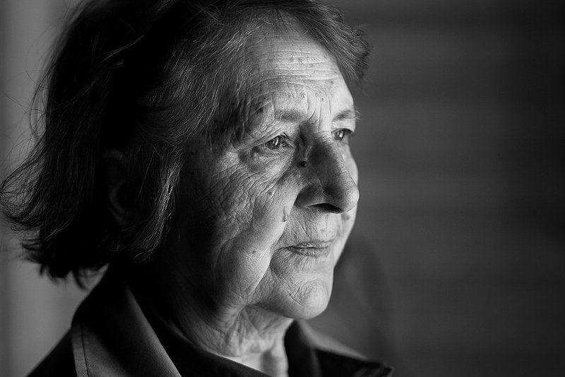 b&w, black, portrait, white photo preview