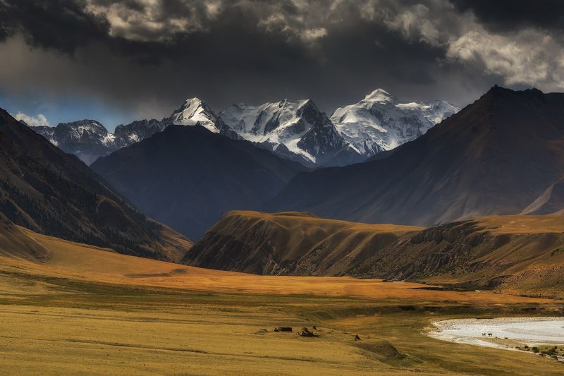 горы, тянь-шань, сарыджаз, киргизия, осень Осень в долине Сарыджазphoto preview