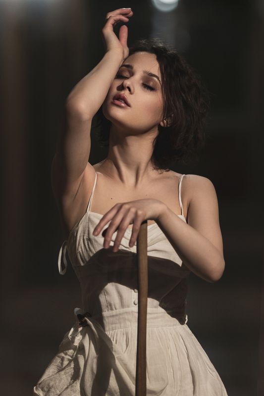 Уборщица постановочное фото Вечерняя смена уборщицыphoto preview