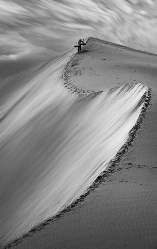 Mother figurephoto preview