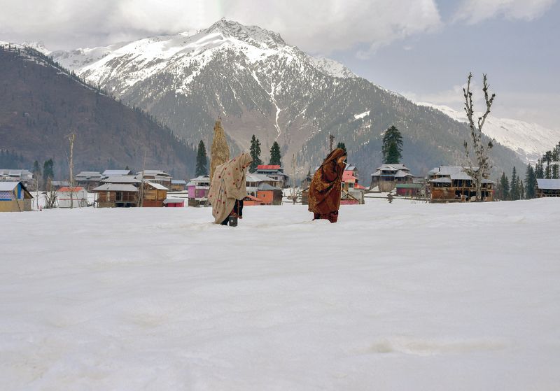 #landscape #study #lifestyle #life #girls #sisters Arduous journeyphoto preview