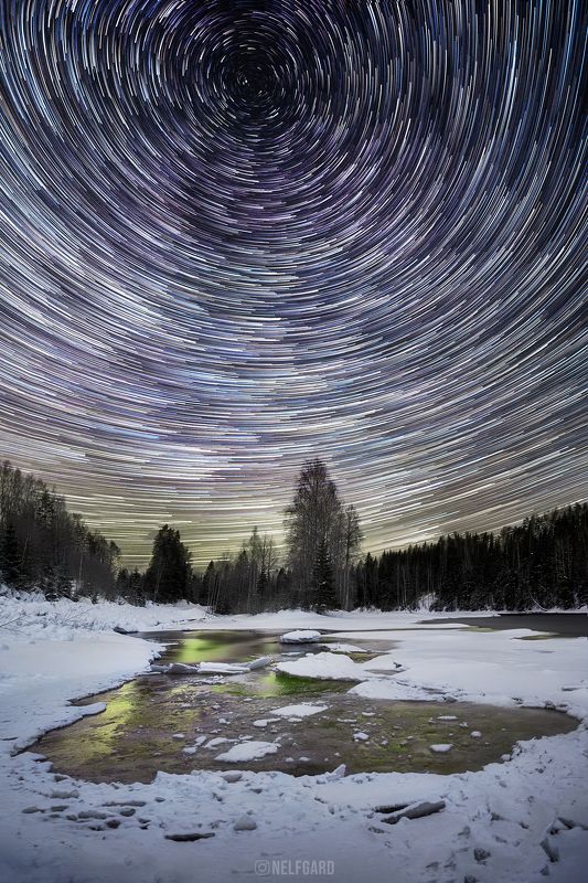 ночь, зведы, река, треки Звездные треки над рекой Янисйокиphoto preview