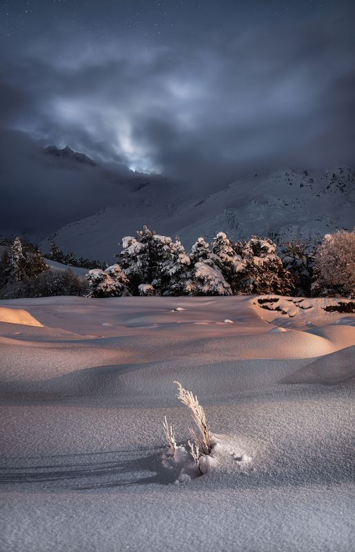 Georgia, landscape, outdoor, nature, night, mountains, snow, winter Stepantsminda, Georgiaphoto preview