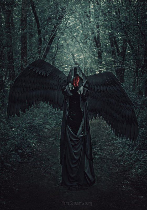 Тёмный ангелphoto preview