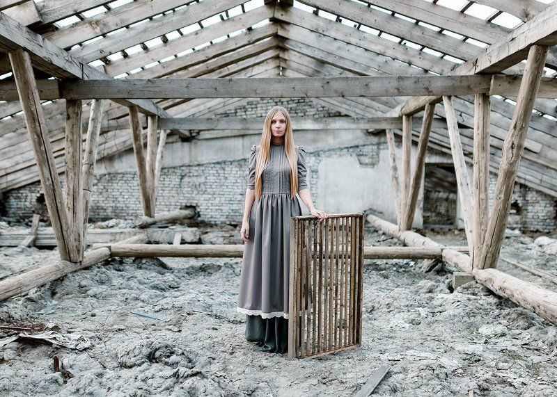 35мм, Film, Girl, Light, Portrait, White Grey roofphoto preview